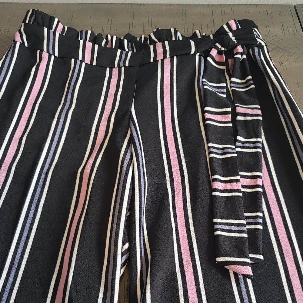 Cute Capris - Picture 3 of 5